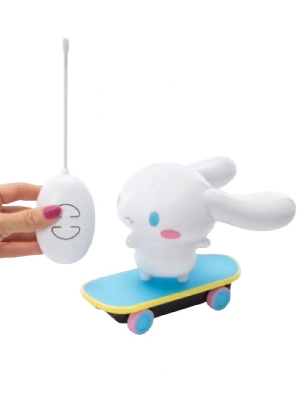 Sanrio Cinnamoroll RC Skateboarding Remote Control Figure Toy New in Box NIB
